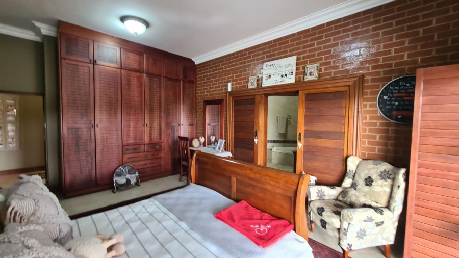 4 Bedroom Property for Sale in Oranjeville Free State